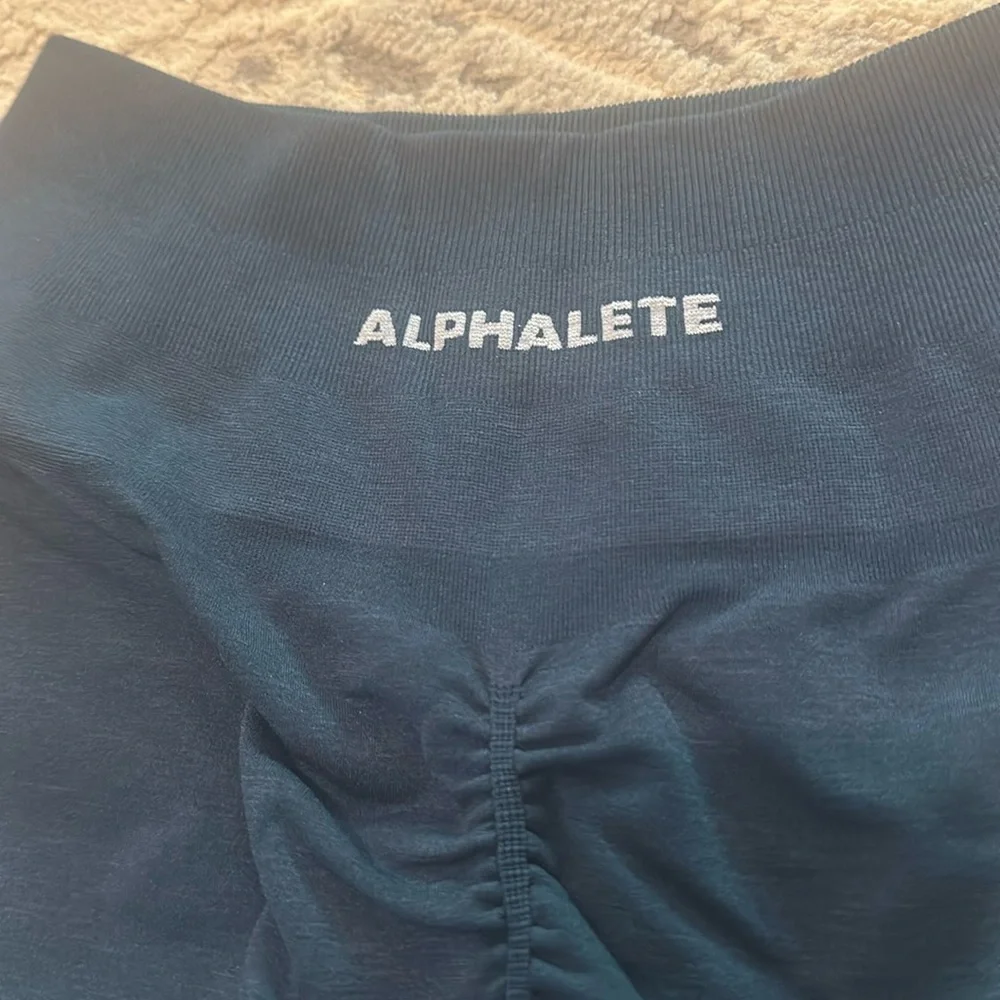 Alphalete Amplify Biker Shorts NEW - Picture 7 of 10